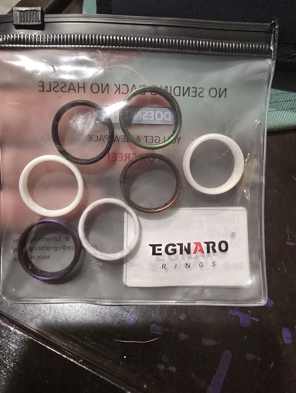 EGNARO Silicone Ring Set - Black, White, Purple, Copper